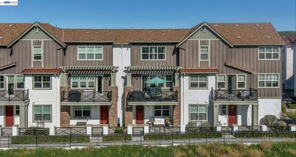 Unit for sale at 3987 Dobbins Loop, Dublin, CA 94568