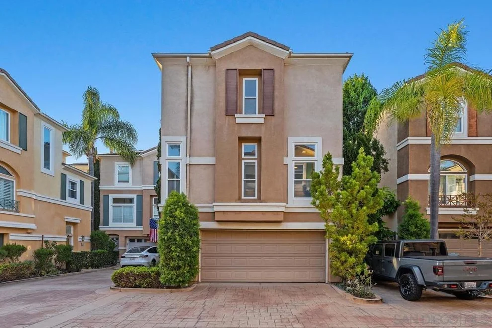 Unit for sale at 12678 Carmel Country Rd, San Diego, CA 92130