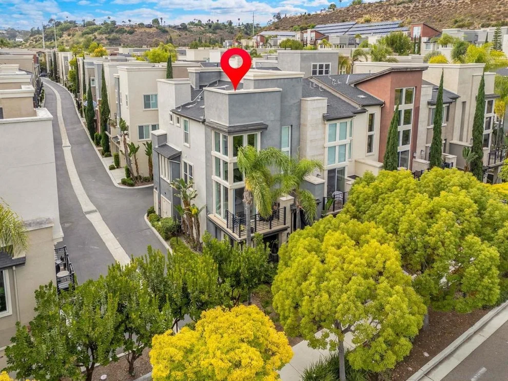 Unit for sale at 2432 Via Alta, San Diego, CA 92108
