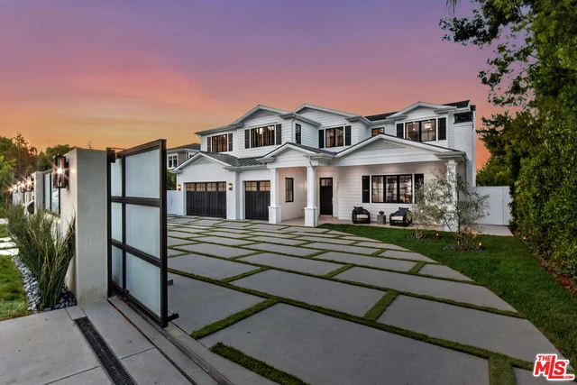 Unit for sale at 15967 VALLEY VISTA, Encino, CA 91436