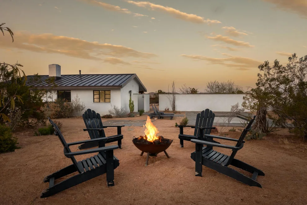 Unit for sale at 1564 Hilton Avenue, Yucca Valley, CA 92284