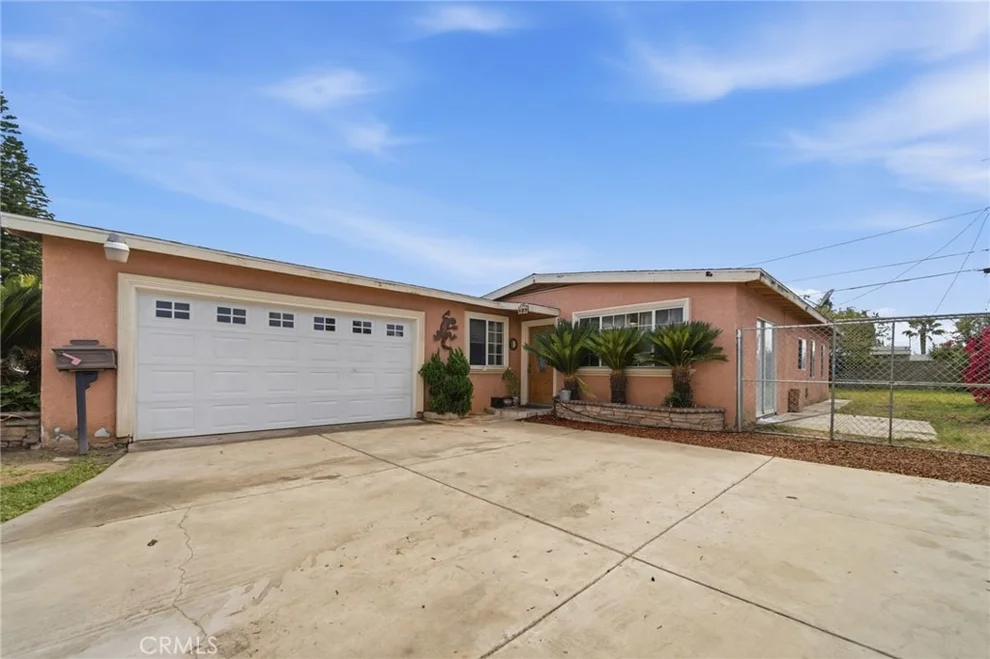 Unit for sale at 829 S Kenmore, Anaheim, CA 92804