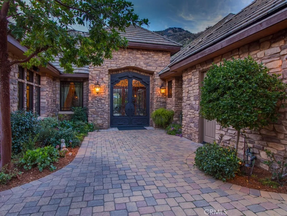 Unit for sale at 22320 Bear Creek Drive N, Murrieta, CA 92562