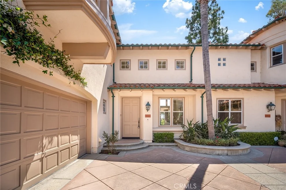 Unit for sale at 2466 Aquasanta, Tustin, CA 92782