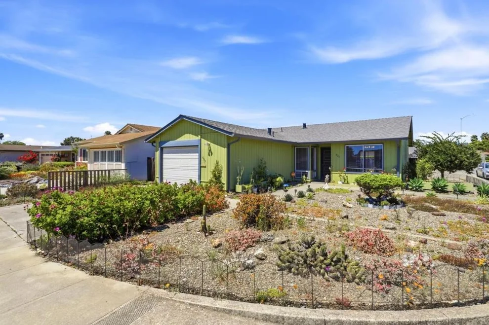 Unit for sale at 623 Delta Way, Watsonville, CA 95076