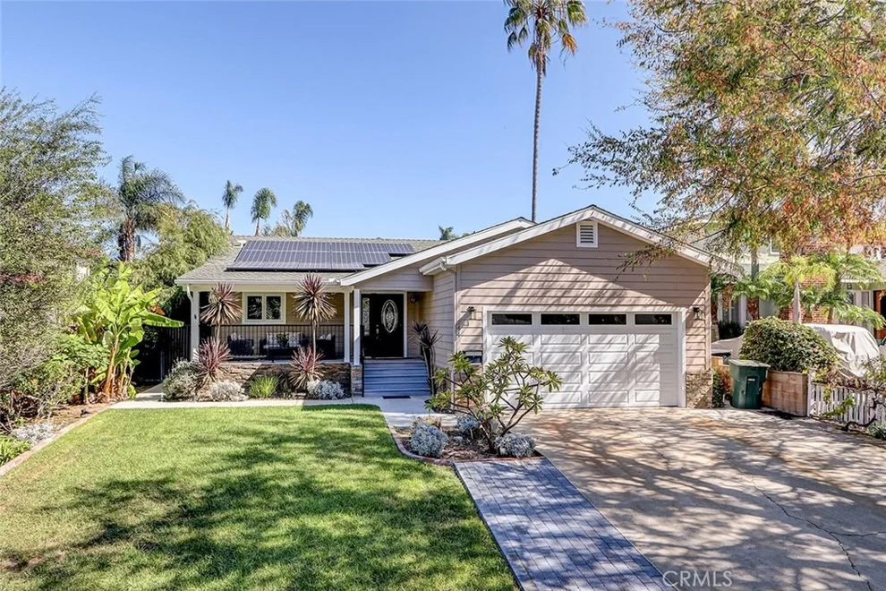 Unit for sale at 244 Via Buena Ventura, Torrance, CA 90277