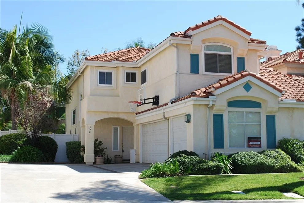 Unit for sale at 390 Arroyo Vista, Fallbrook, CA 92028