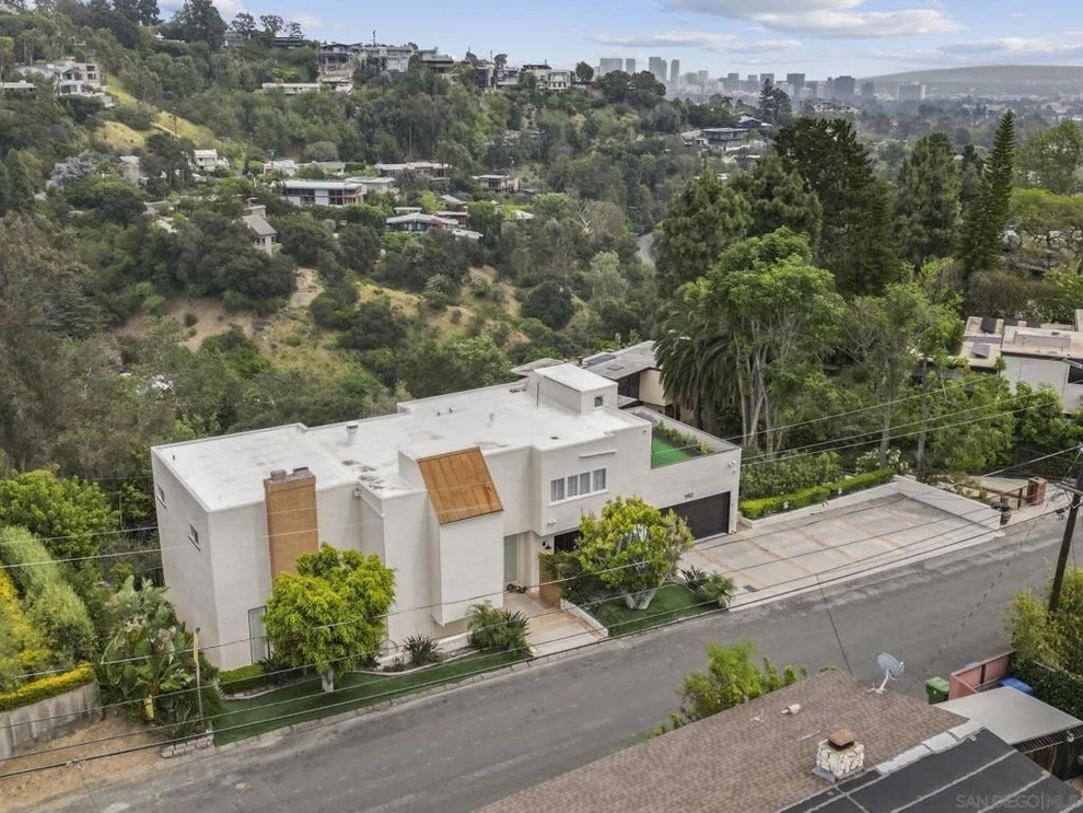 Unit for sale at 1052 N Kenter Ave, Los Angeles, CA 90049
