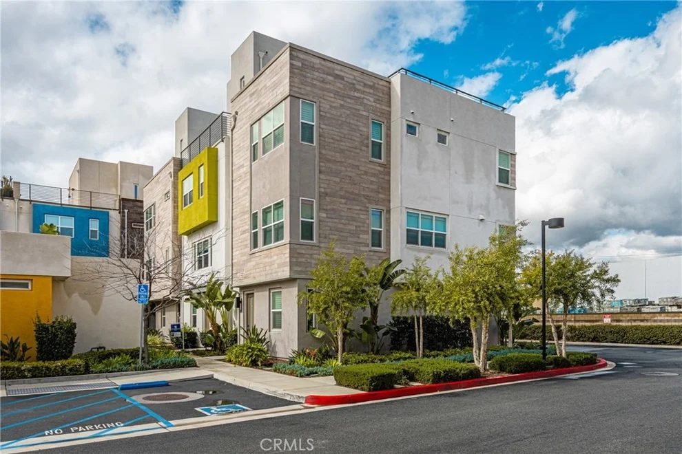 Unit for sale at 955 E Mason, Anaheim, CA 92805