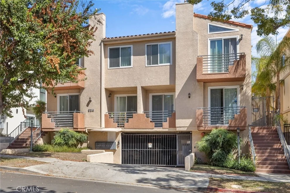 Unit for sale at 528 E. San Jose Ave, Burbank, CA 91501