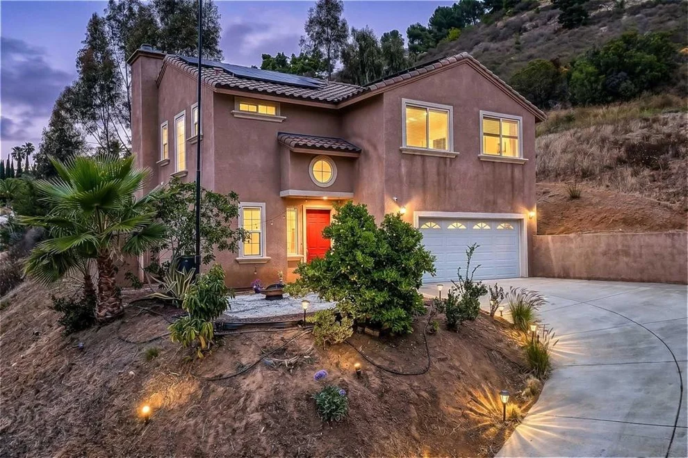 Unit for sale at 3436 Laurashawn Ln, Escondido, CA 92026