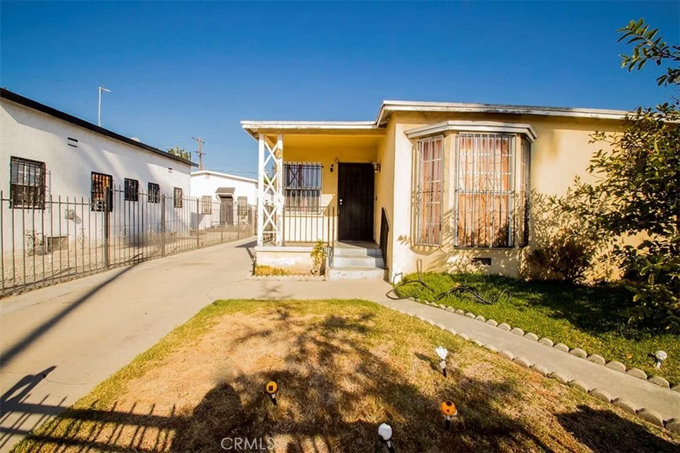 Unit for sale at 1009 E 73rd Street, Los Angeles, CA 90001