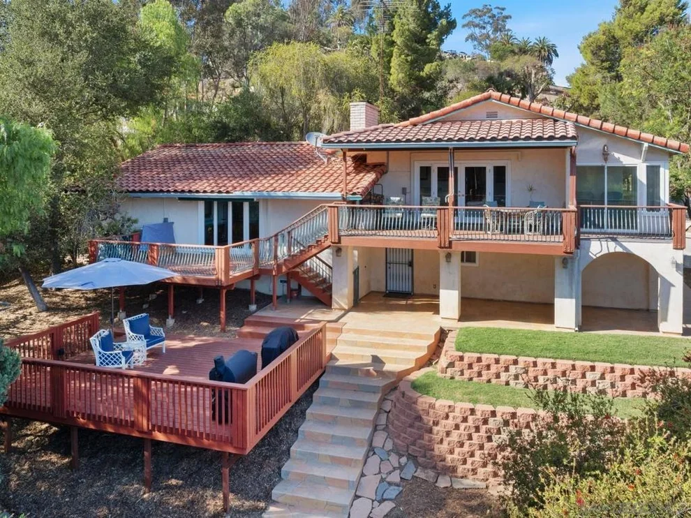 Unit for sale at 4488 La Canada, Fallbrook, CA 92028
