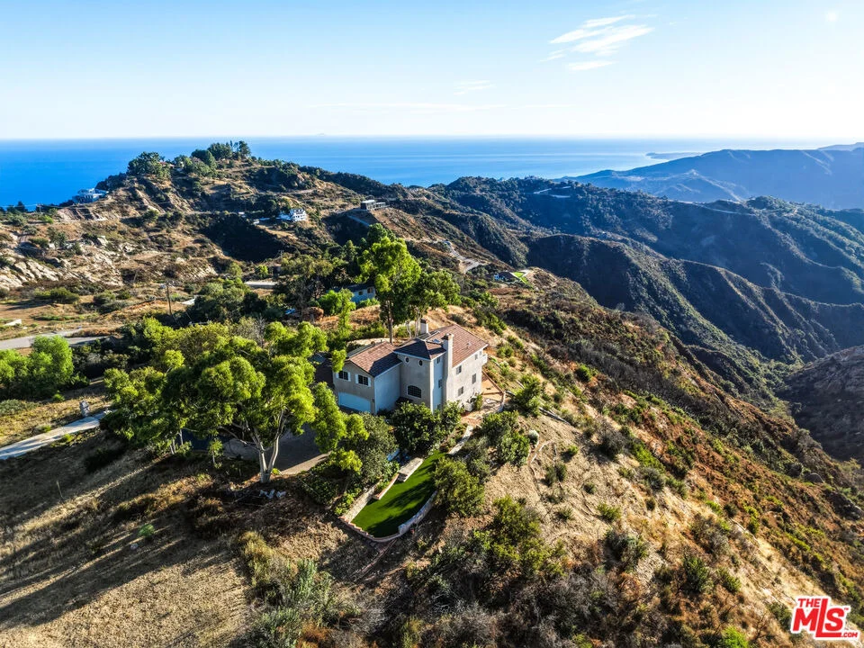 Unit for sale at 229 Lorine Lane, Malibu, CA 90265