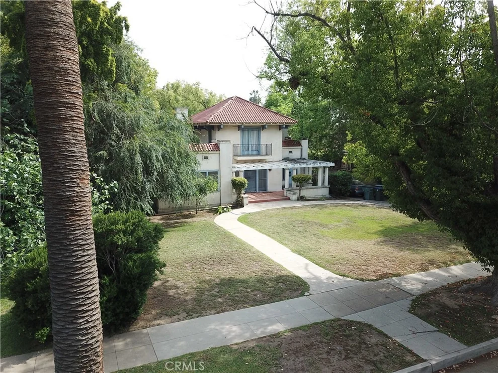 Unit for sale at 1166 E Howard Street, Pasadena, CA 91104