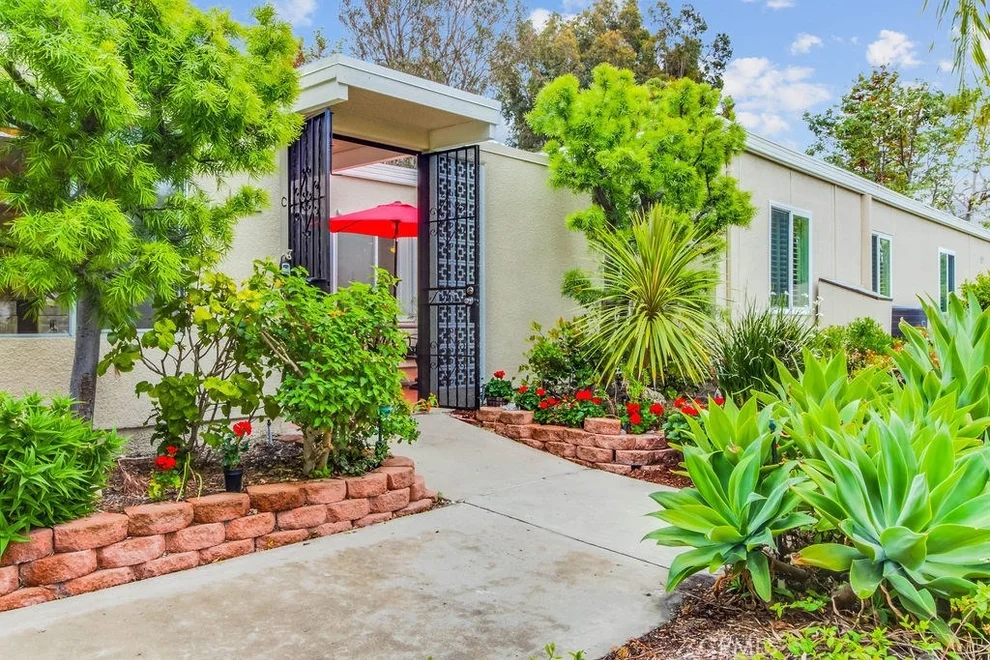 Unit for sale at 652 AVENIDA SEVILLA, Laguna Woods, CA 92637