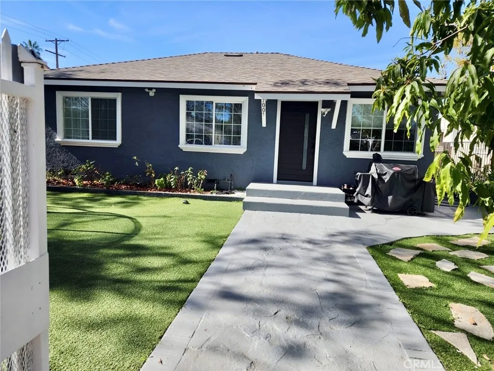 Unit for sale at 7007 Murietta, Van Nuys, CA 91405