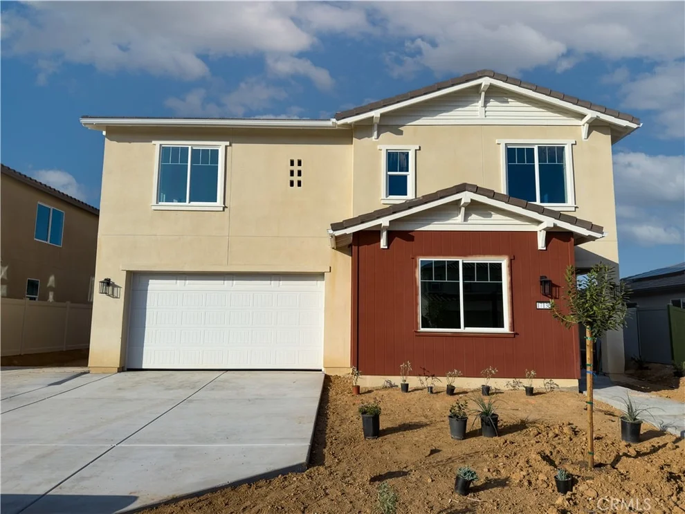 Unit for sale at 17136 Kent Street, Hesperia, CA 92345