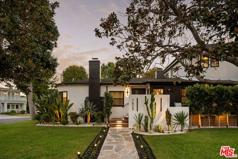 Unit for sale at 7832 Henefer Avenue, Los Angeles, CA 90045