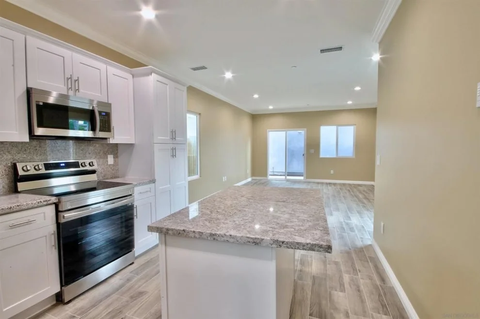 Unit for sale at 903 5 Concepcion Ave, Spring Valley, CA 91977