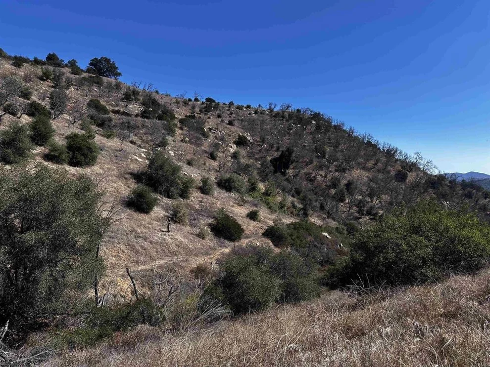 Unit for sale at 40 Oak Glen Road, Valley Center, CA 92082