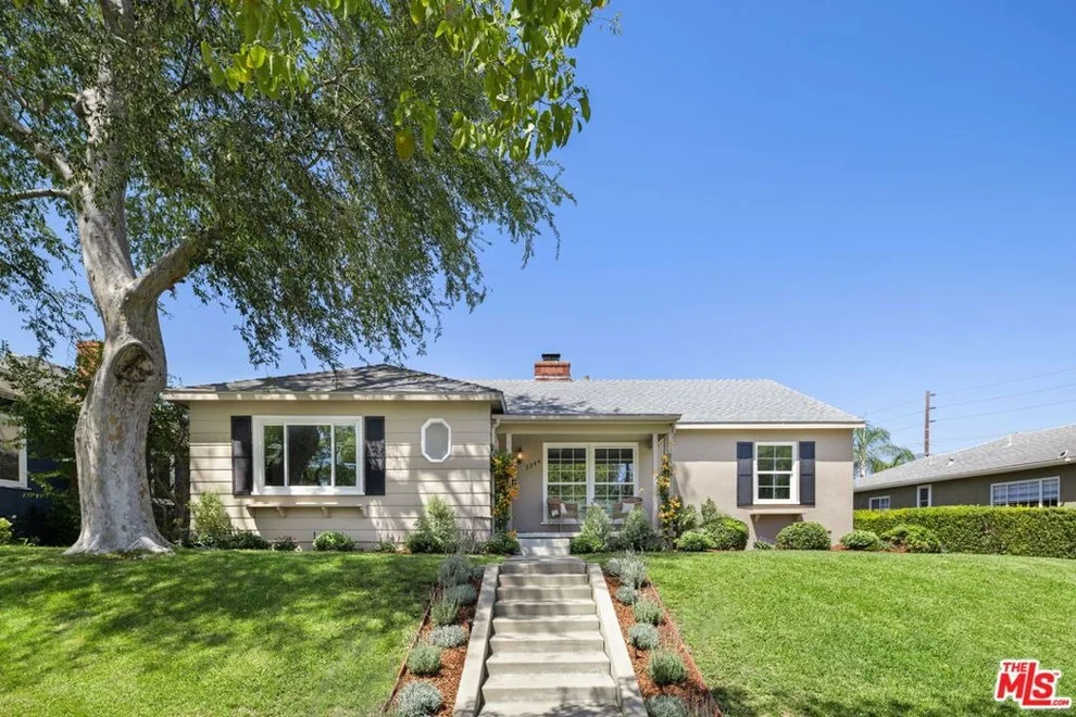Unit for sale at 2244 Hillsboro Avenue, Los Angeles, CA 90034