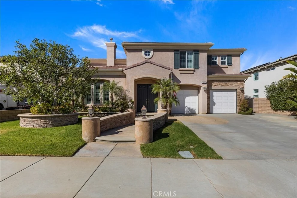Unit for sale at 8600 Calle Canon Road, Corona, CA 92883