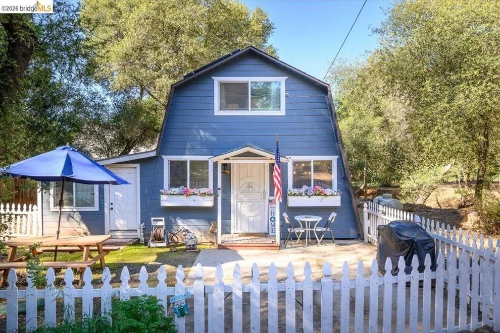Unit for sale at 11741 Campo Seco Rd, Sonora, CA 95370