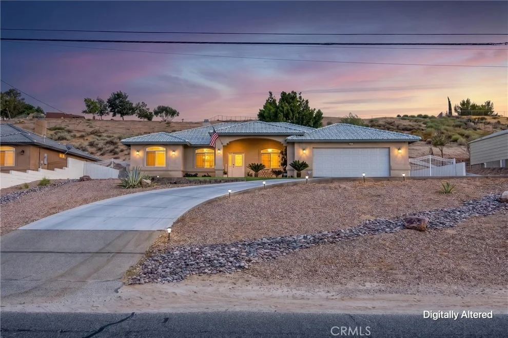 Unit for sale at 17659 Bangor, Hesperia, CA 92345