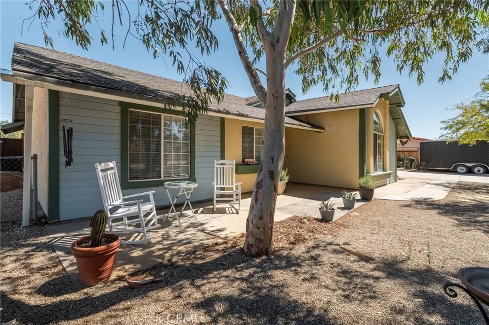 Unit for sale at 21800 Isatis, Apple Valley, CA 92307