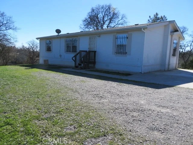 Unit for sale at 15995 Hillcrest, Corning, CA 96021