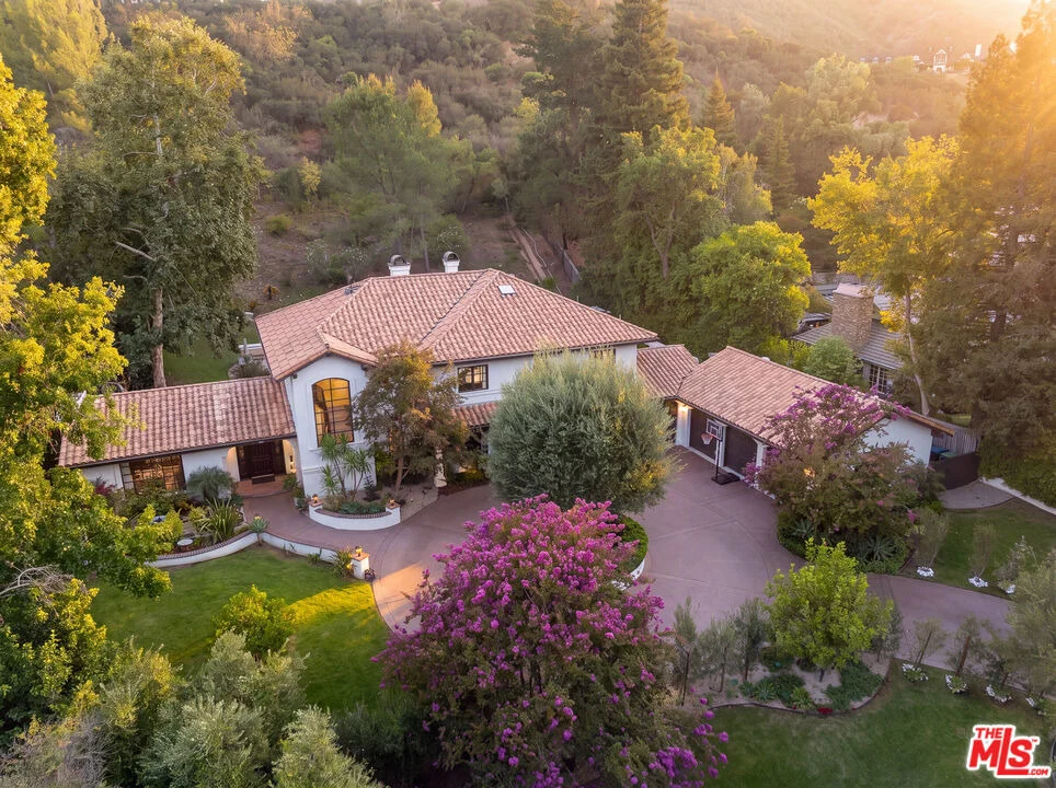 Unit for sale at 29270 Wagon Road, Agoura, CA 91301