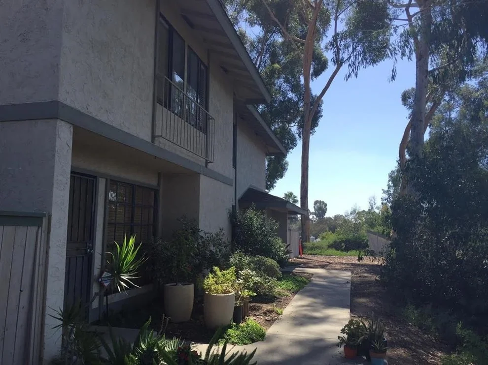 Unit for sale at 9553 Caminito Tirada, San Diego, CA 92126
