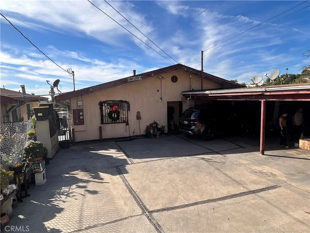 Unit for sale at 1101 N Rowan, Los Angeles, CA 90063