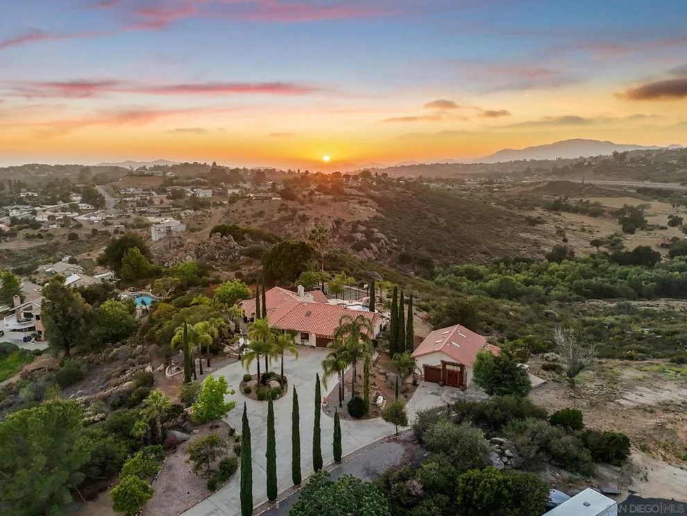 Unit for sale at 3004 Via Donito, Alpine, CA 91901