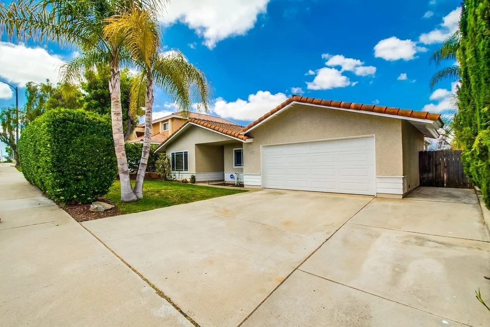 Unit for sale at 1831 Rock Springs Rd, San Marcos, CA 92069