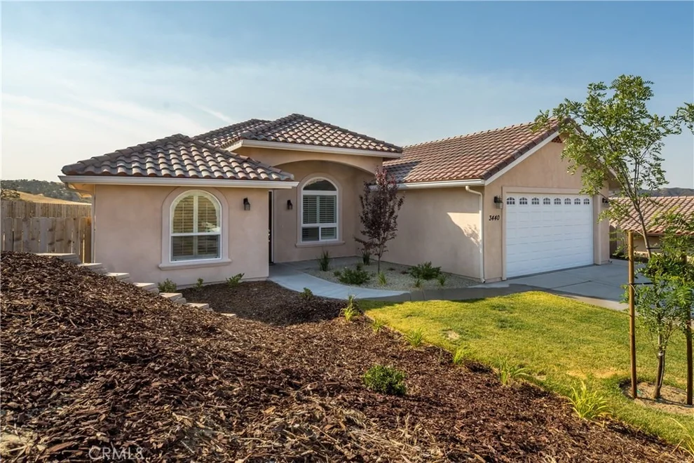 Unit for sale at 3440 Lakeside Village Drive, Paso Robles, CA 93446