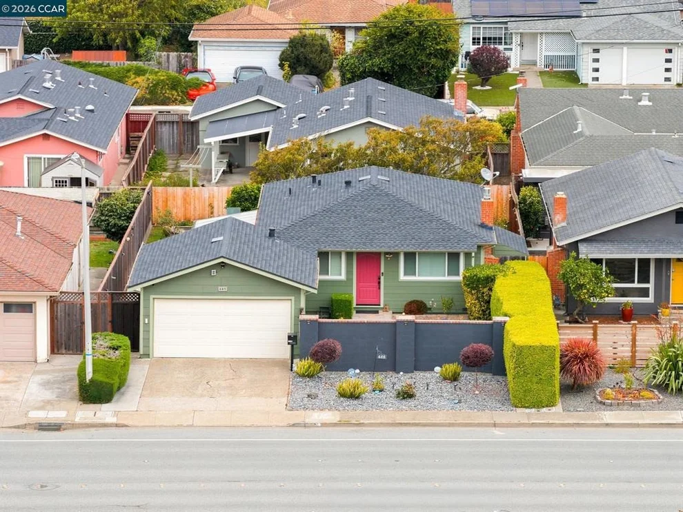 Unit for sale at 689 Linda Mar Blvd, Pacifica, CA 94044