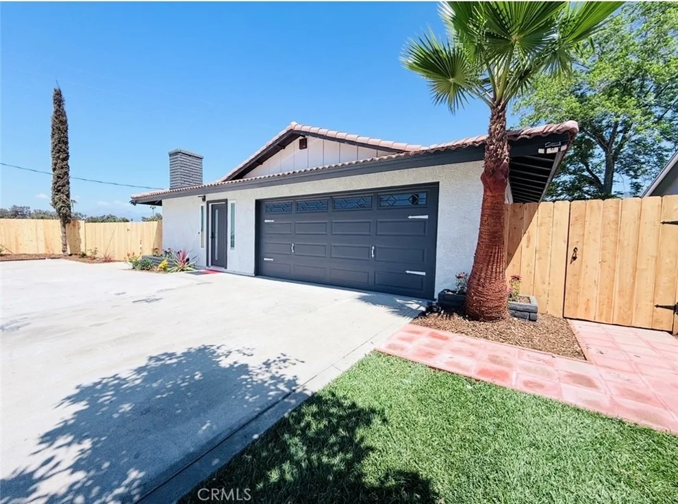 Unit for sale at 972 E LYNWOOD Drive, San Bernardino, CA 92404