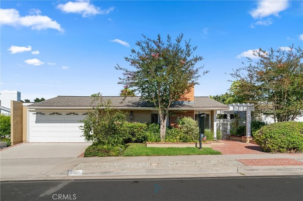 Unit for sale at 19012 Antioch, Irvine, CA 92603