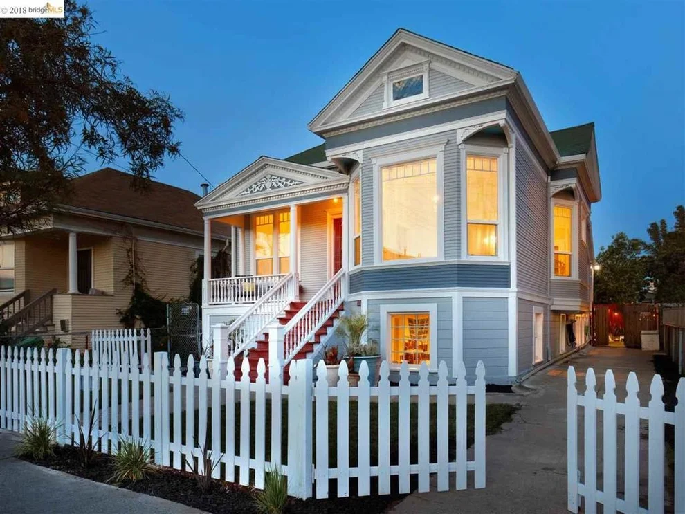 Unit for sale at 2028 Filbert St, Oakland, CA 94607