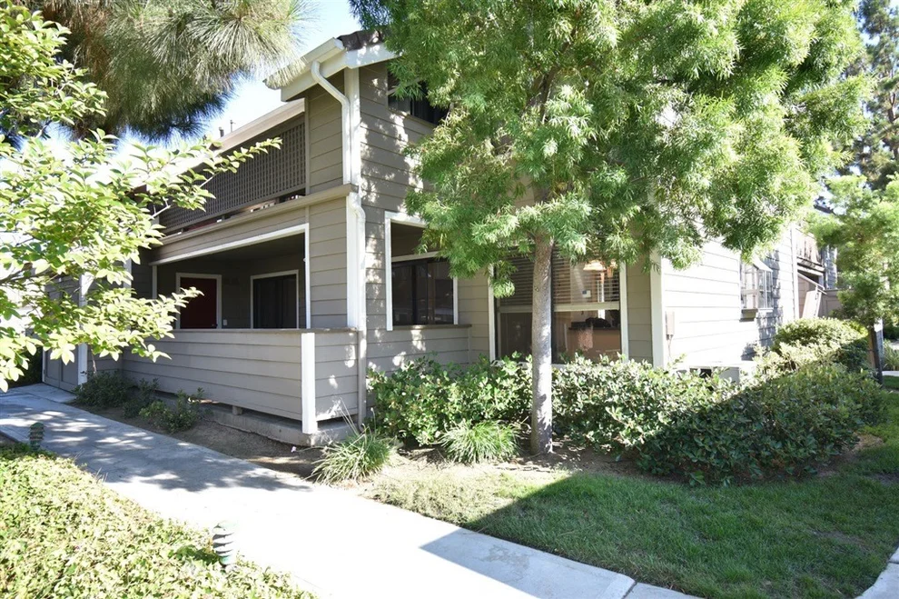 Unit for sale at 1063 Shadowridge, Vista, CA 92081