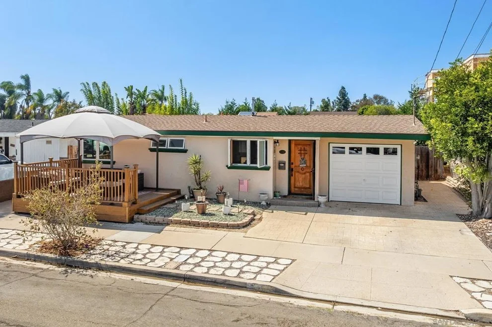 Unit for sale at 4740 Shoshoni Ave., San Diego, CA 92117