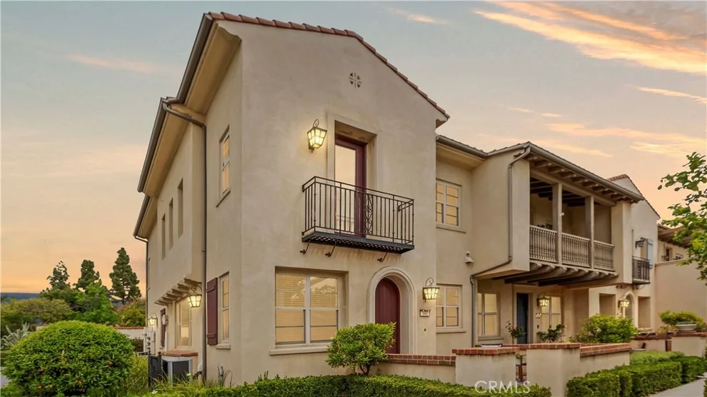 Unit for sale at 940 Heritage Court, Claremont, CA 91711