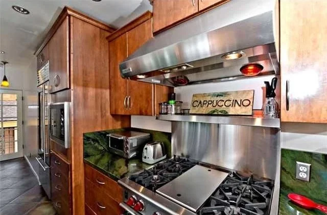 Unit for sale at 4830 Sussex Dr, San Diego, CA 92116