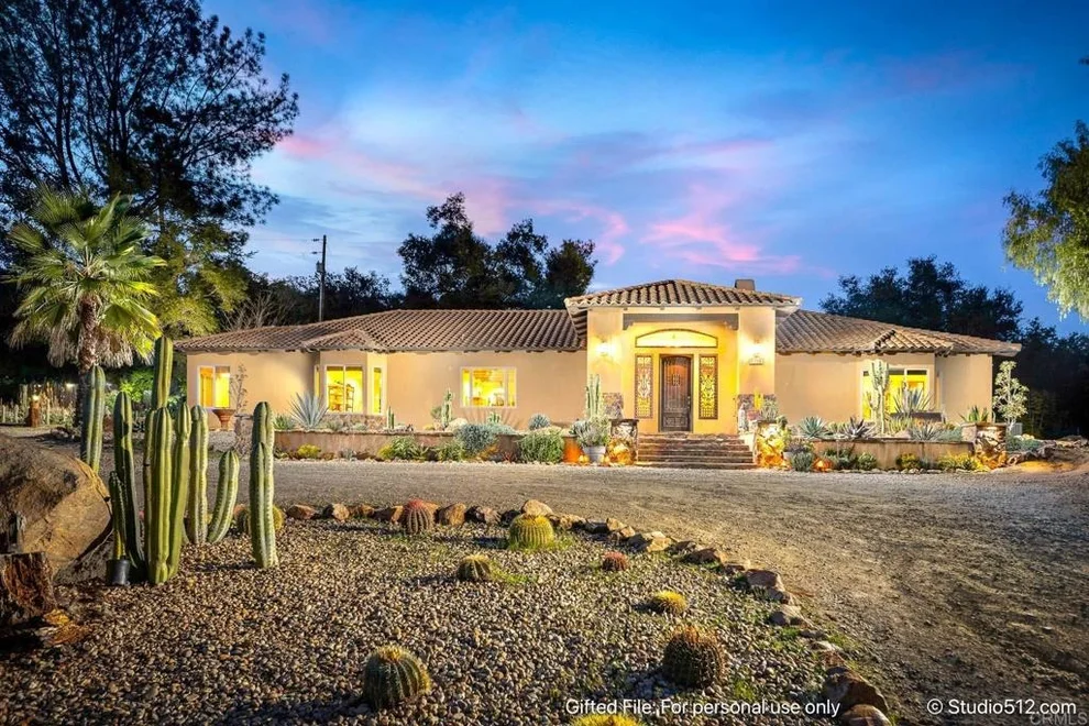 Unit for sale at 11782 Betsworth Road, Valley Center, CA 92082