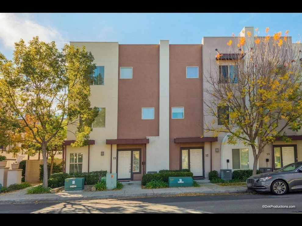 Unit for sale at 347 W Citracado pkwy, Escondido, CA 92025