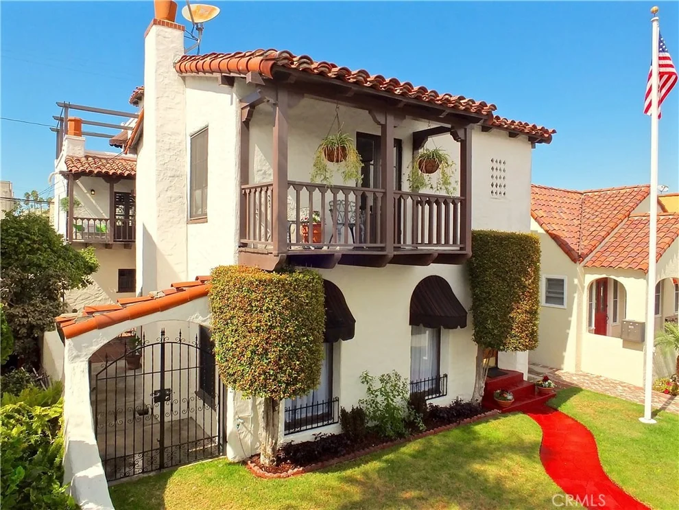 Unit for sale at 105 Prospect Avenue, Long Beach, CA 90803