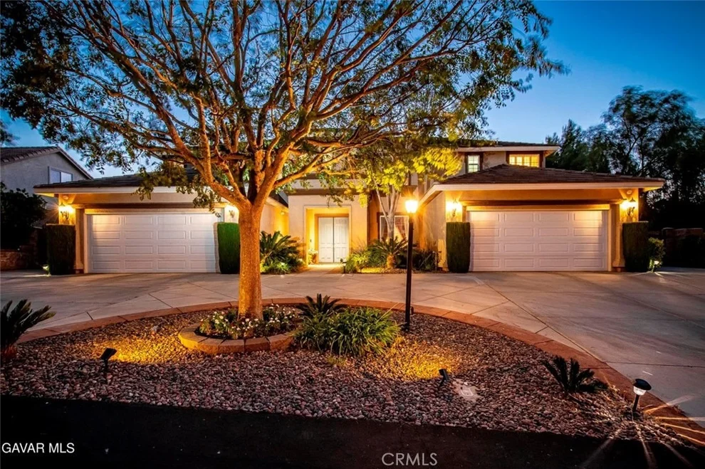 Unit for sale at 40929 Woodshire, Palmdale, CA 93551