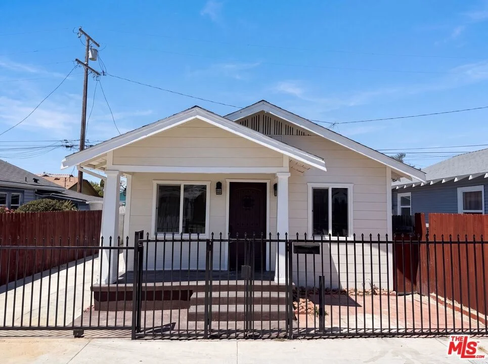 Unit for sale at 2135 E Spaulding Court, Long Beach, CA 90804